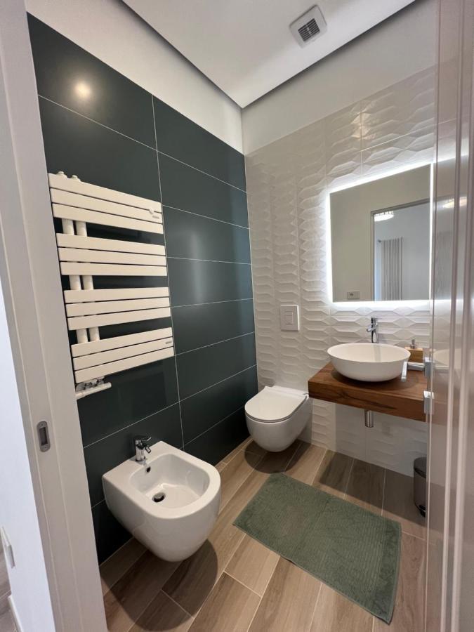Tulip Luxury Howme Bari Esterno foto